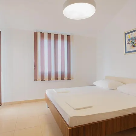 Ferienhaus Awesome In With Wifi *